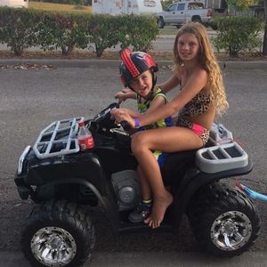 Meet your Posher, Lauren